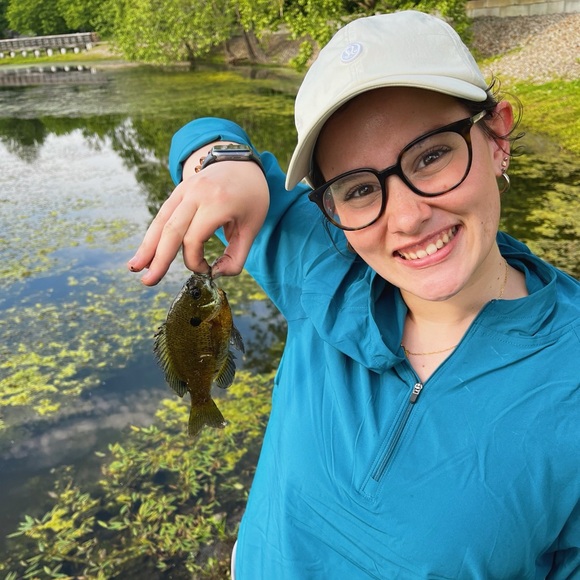 Meet your Posher, Mikenzie - Picture 3 of 3